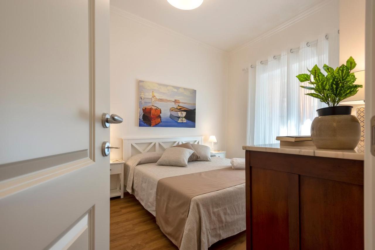 “Cielo E Mare”, Casetta Nel Cuore Del Borgo Antico / “Sky&Sea”, Charming In The Heart Of Old Village Castelsardo Esterno foto