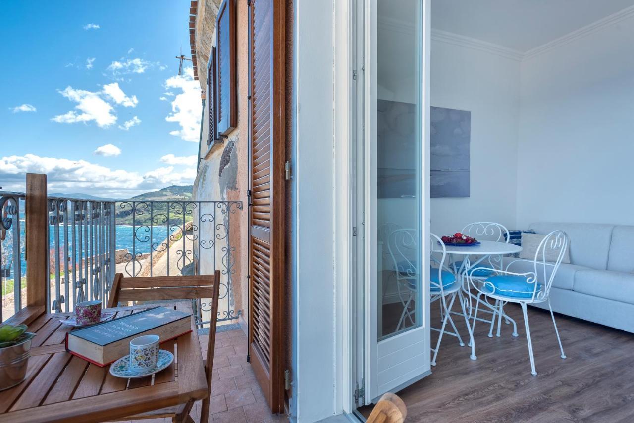 “Cielo E Mare”, Casetta Nel Cuore Del Borgo Antico / “Sky&Sea”, Charming In The Heart Of Old Village Castelsardo Esterno foto